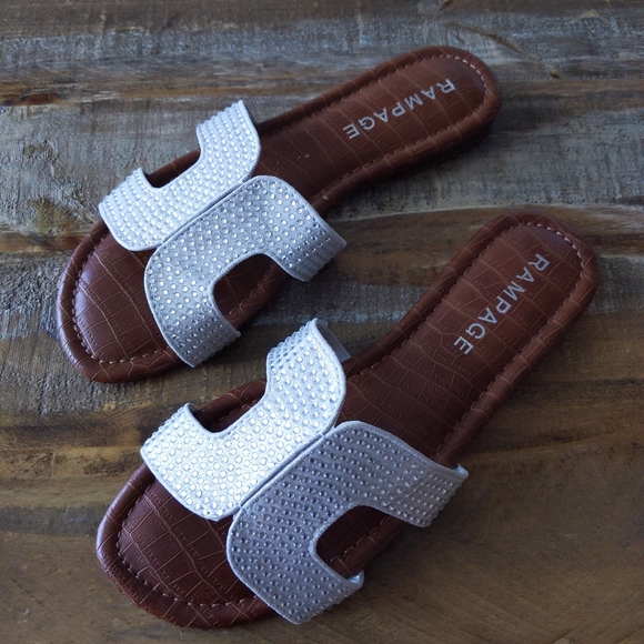 🆕🌿RAMPAGE SANDALS🌿 - Picture 7 of 11